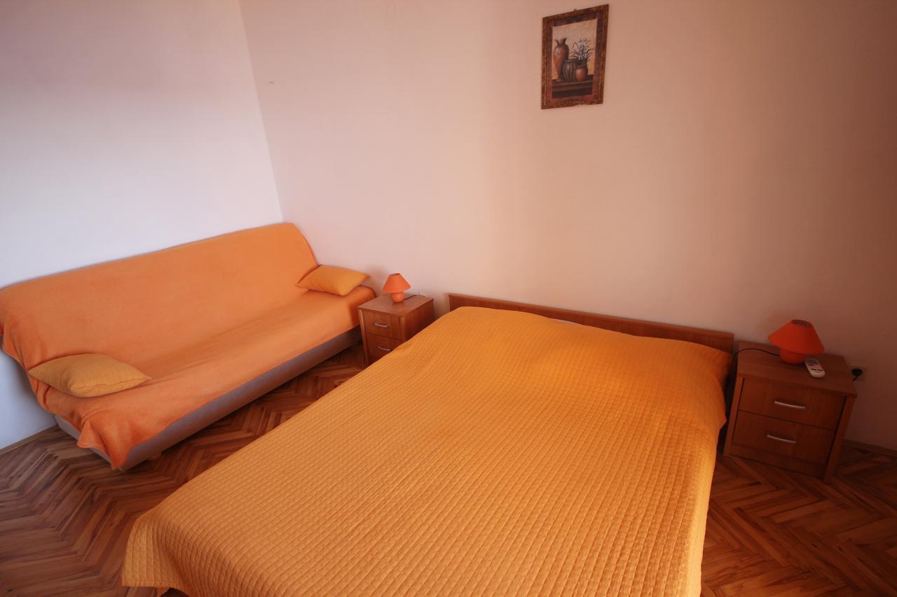 Apartments Njaco Ražanac Eksteriør billede