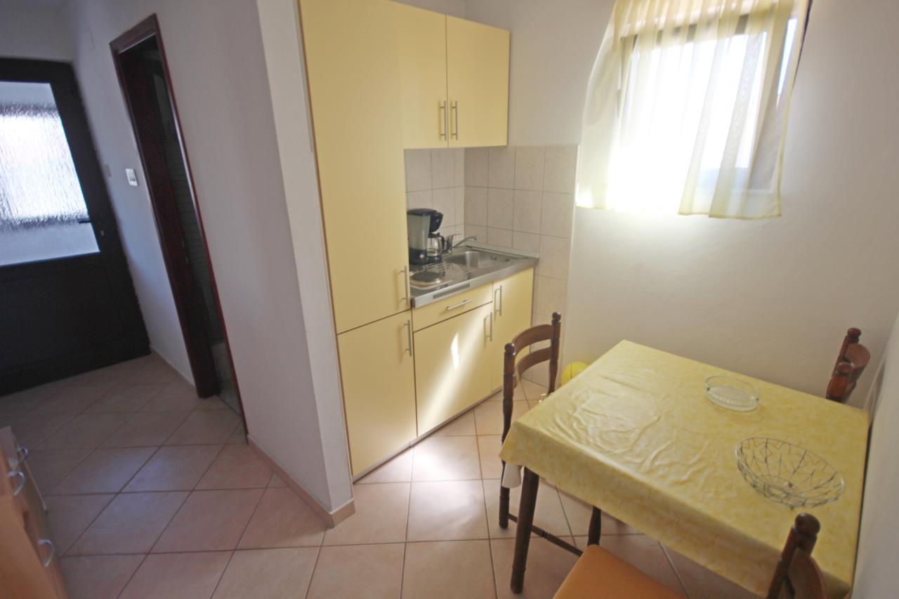 Apartments Njaco Ražanac Eksteriør billede