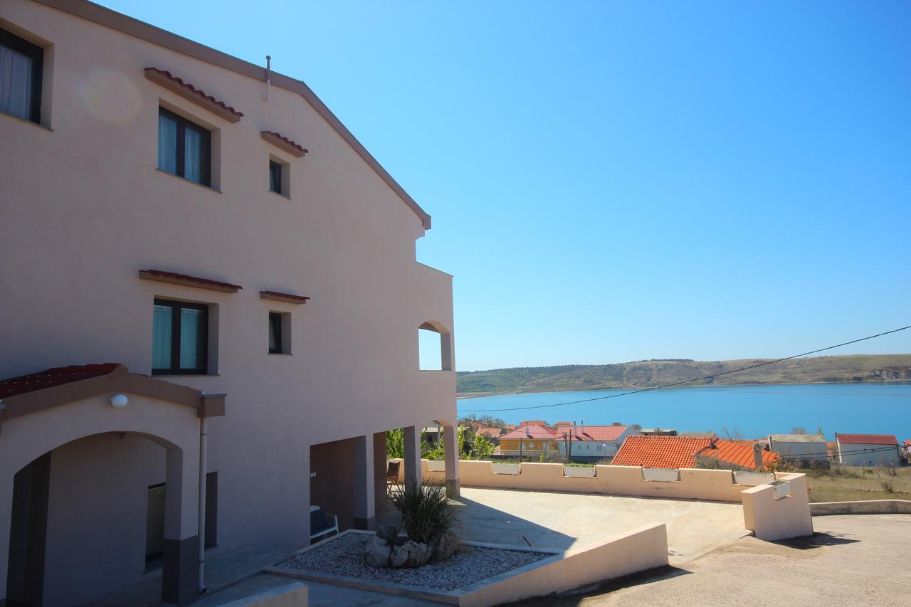 Apartments Njaco Ražanac Eksteriør billede